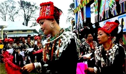 Shapawng Yawng Manau Poi festival 