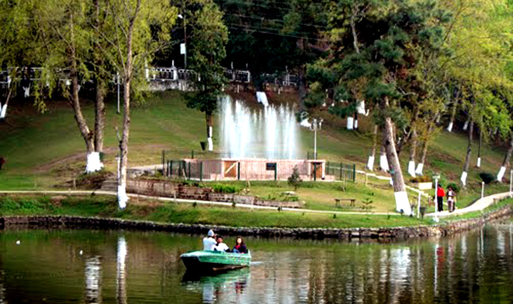 Wards Lake - Shillong, East Khasi Hills, Meghalaya